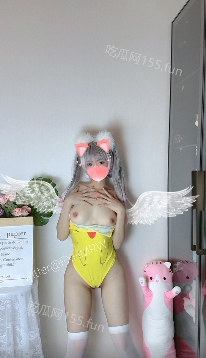 693X1200 10026.jpg