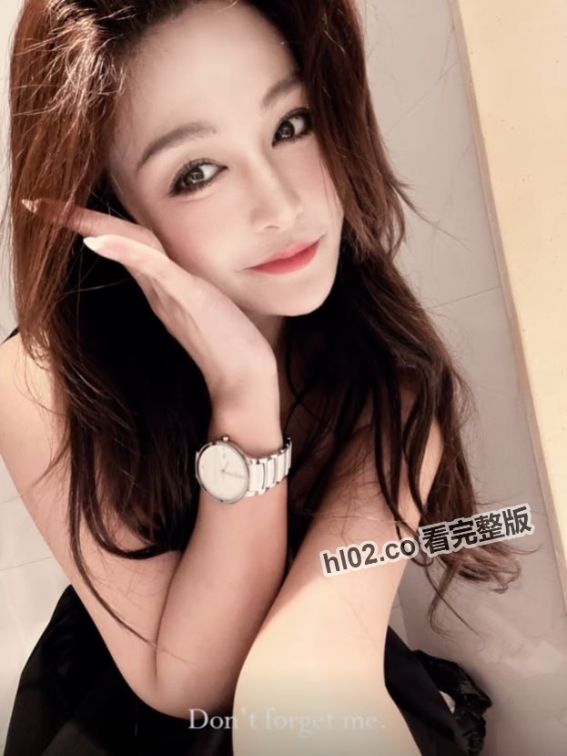 623X830