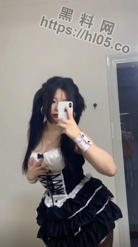 464X828