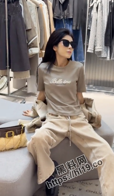 486X832