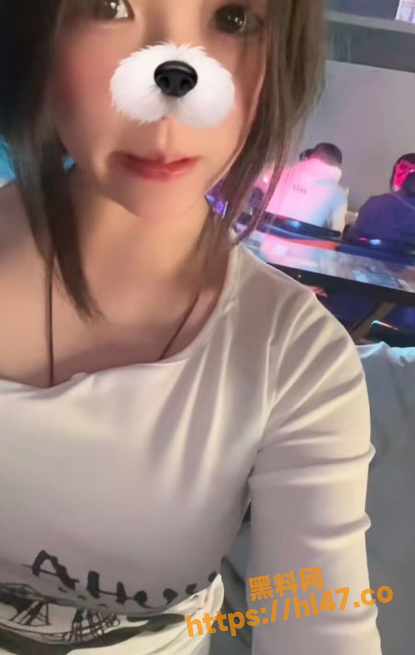 812X1280
