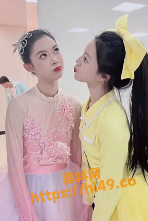 480X716