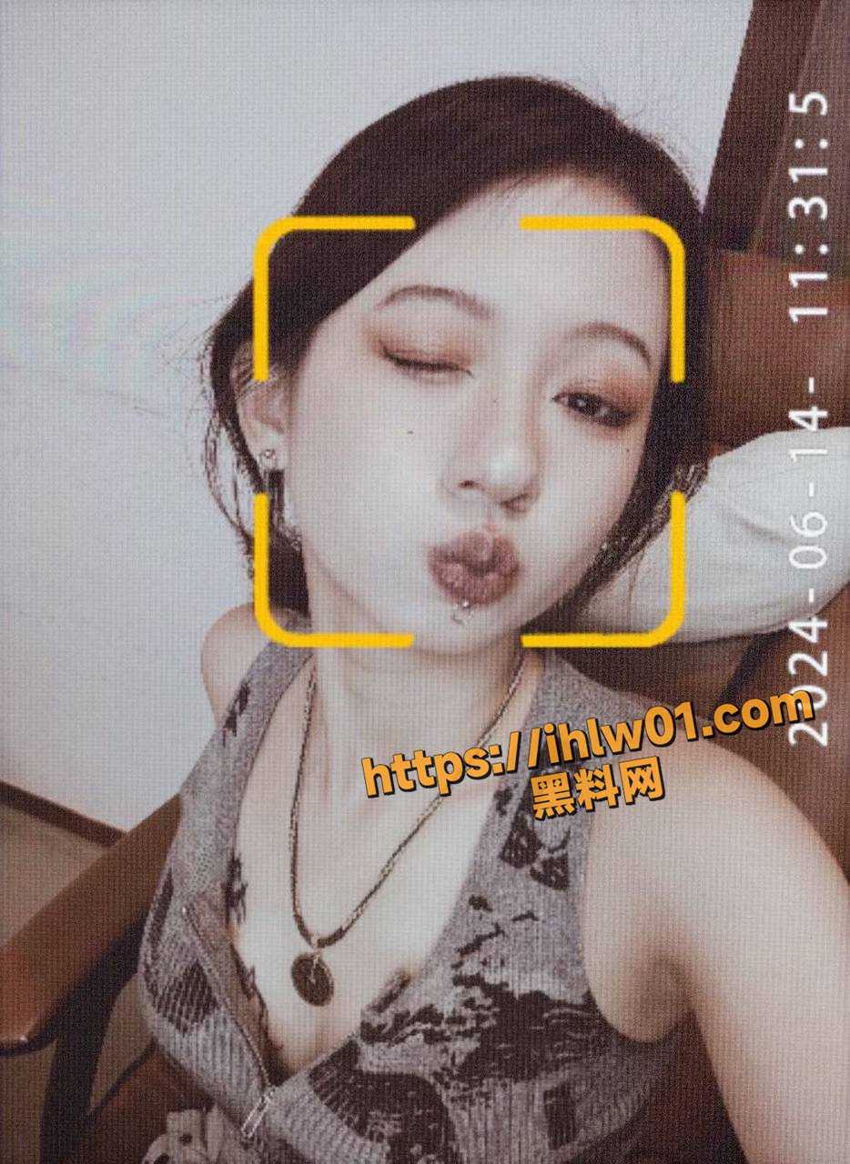 934X1280