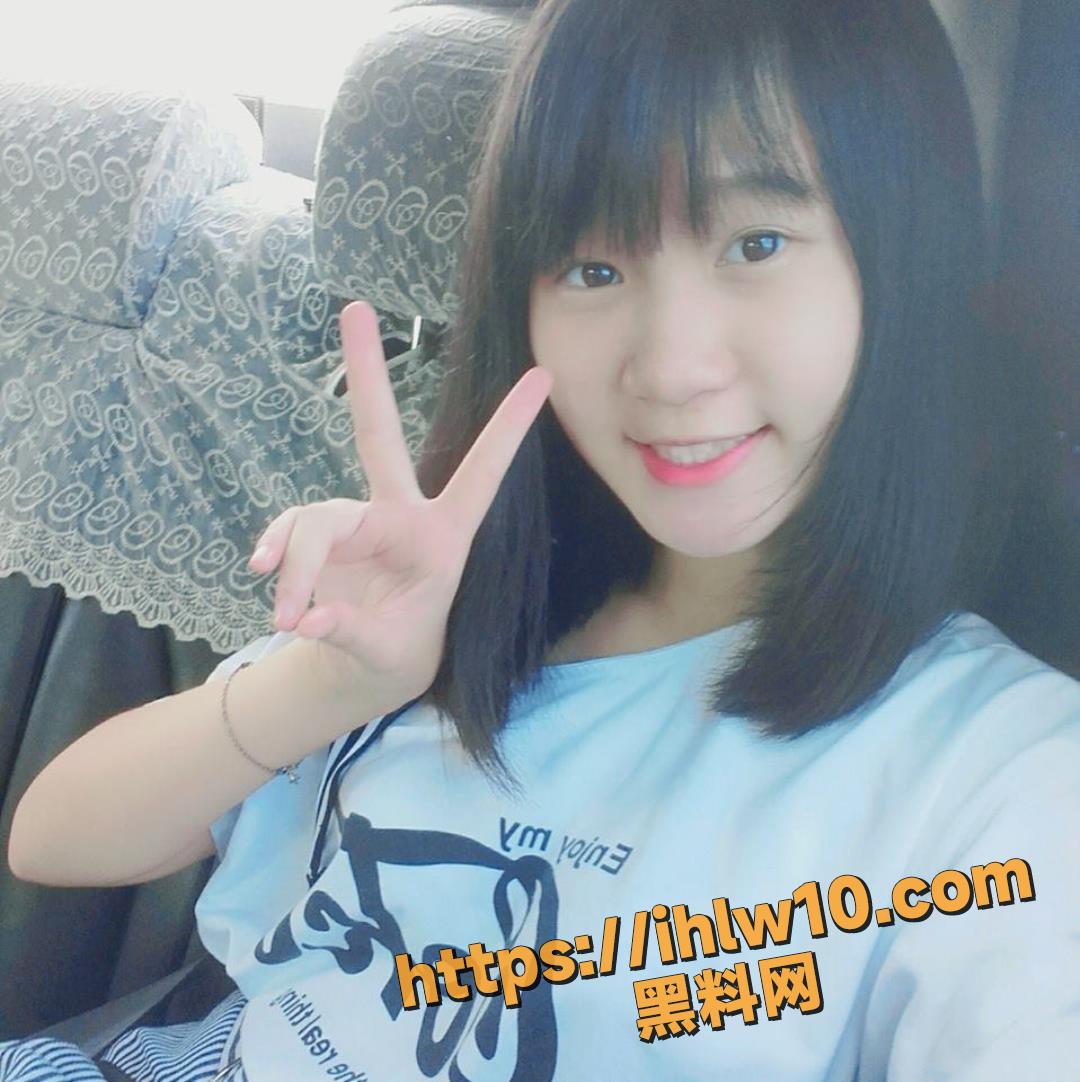 1080X1082