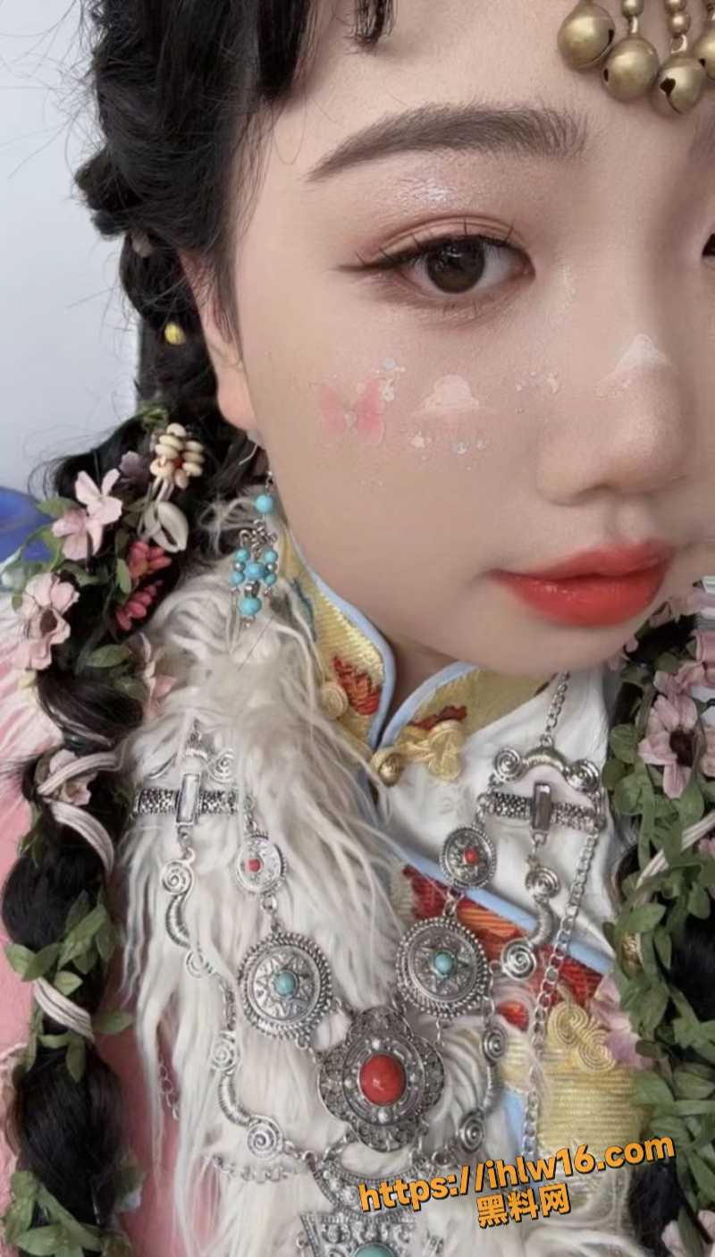 800X1406