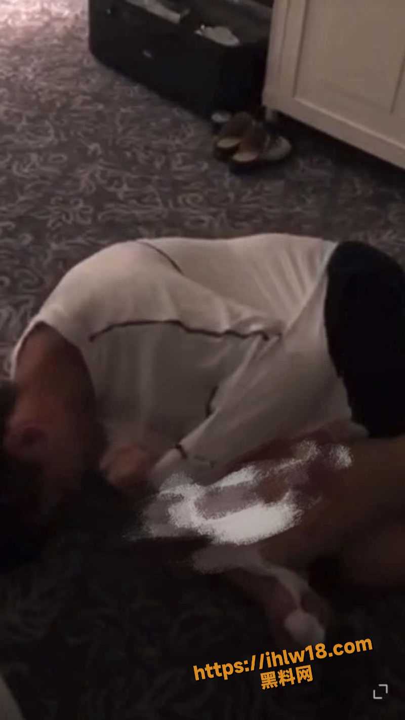 800X1422