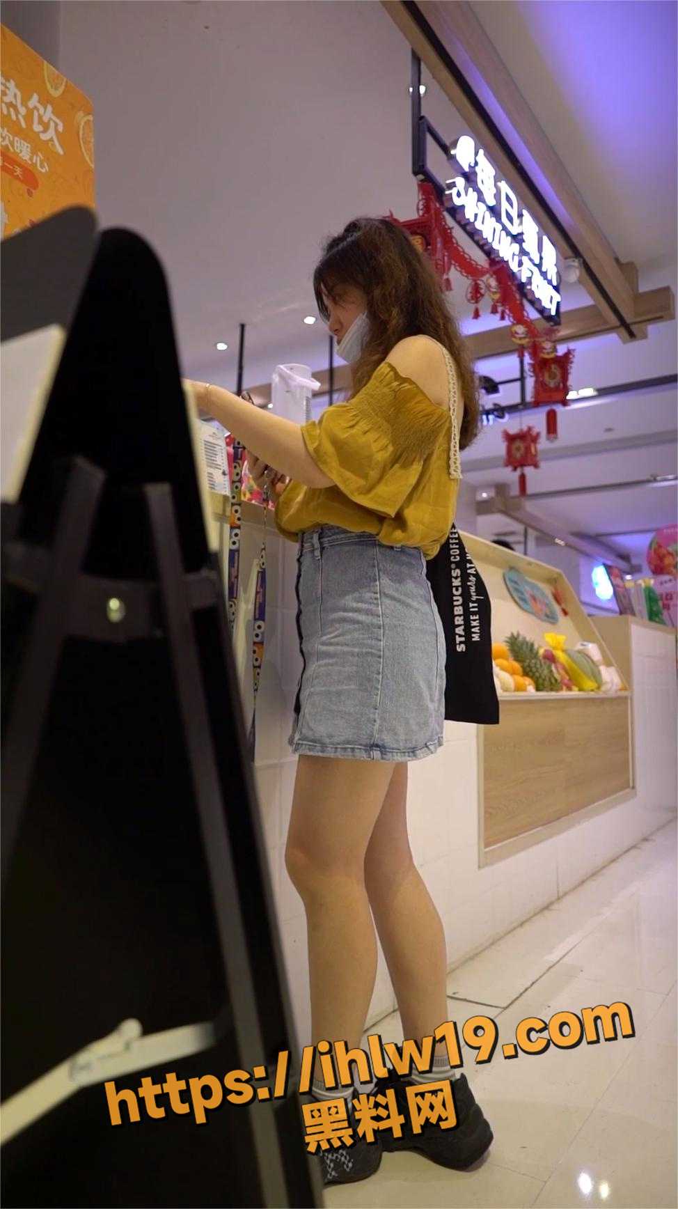 974X1736