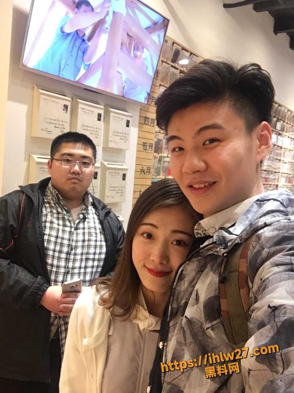 960X1280