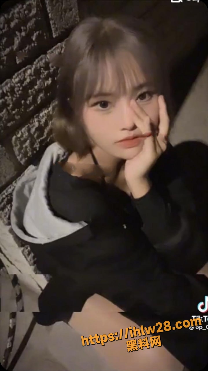719X1280