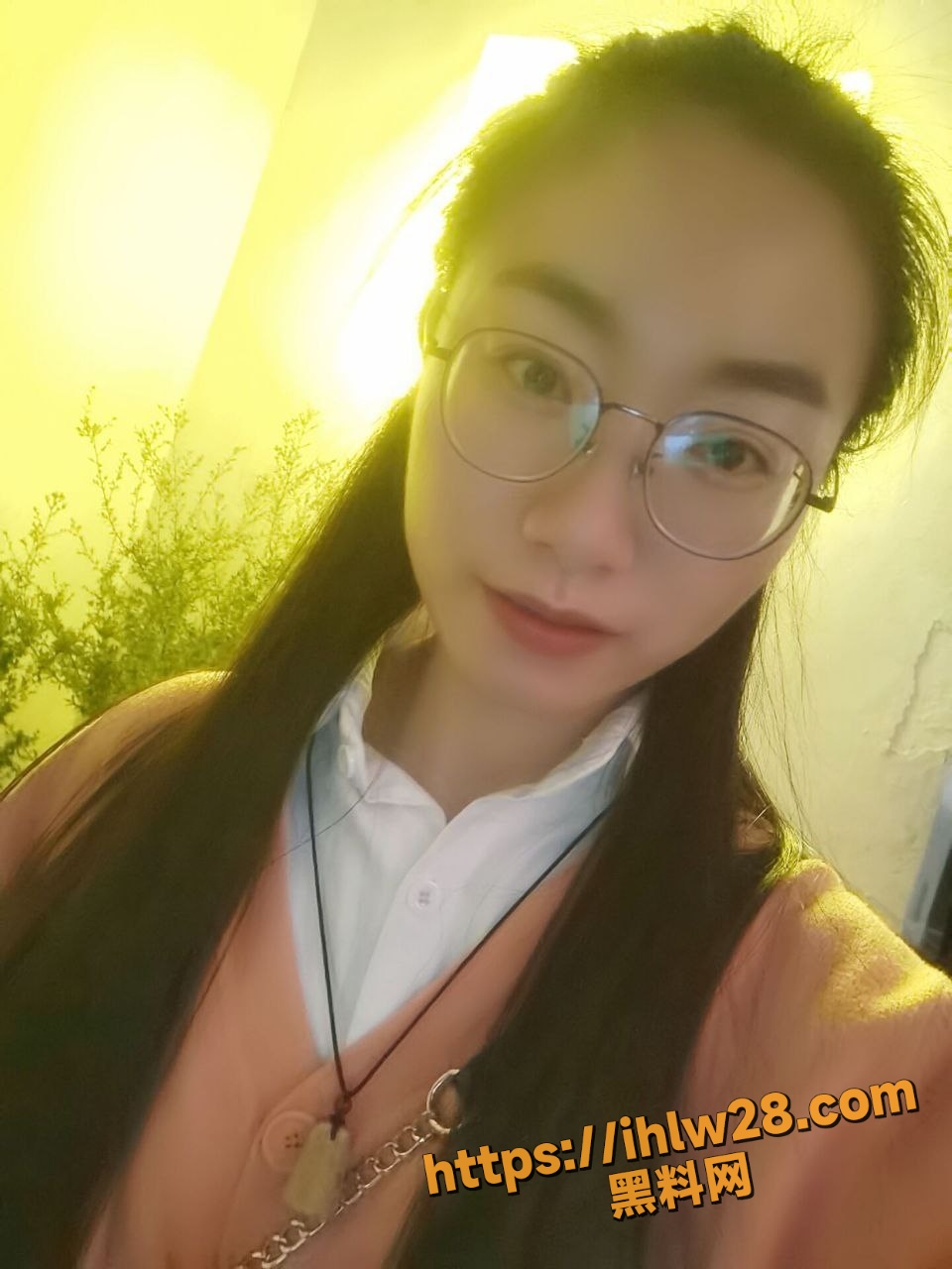 960X1280