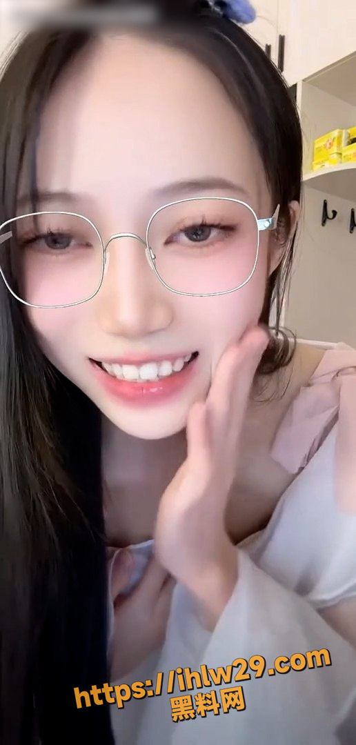 516X1080
