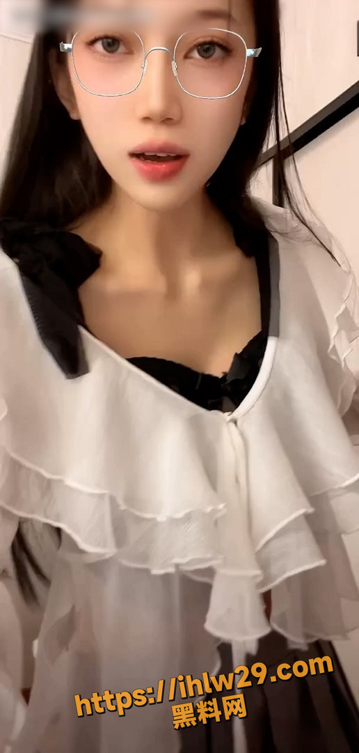 516X1080