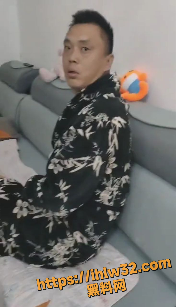 734X1280
