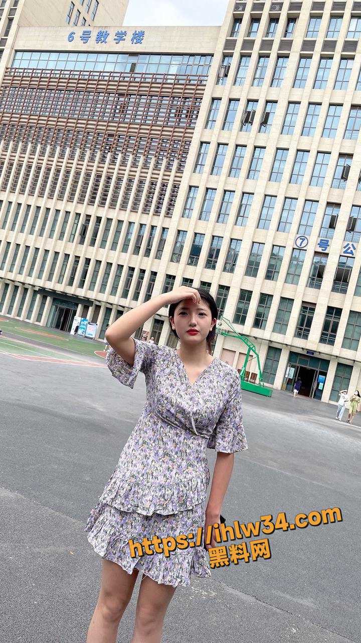 1279X1280