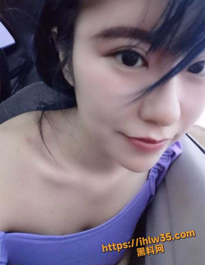 659X851