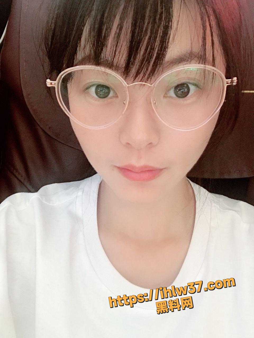 960X1280