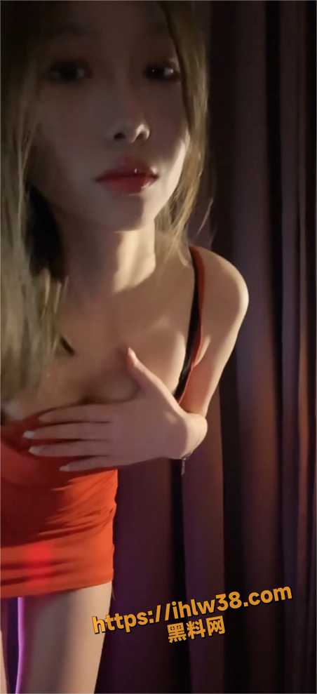 452X989