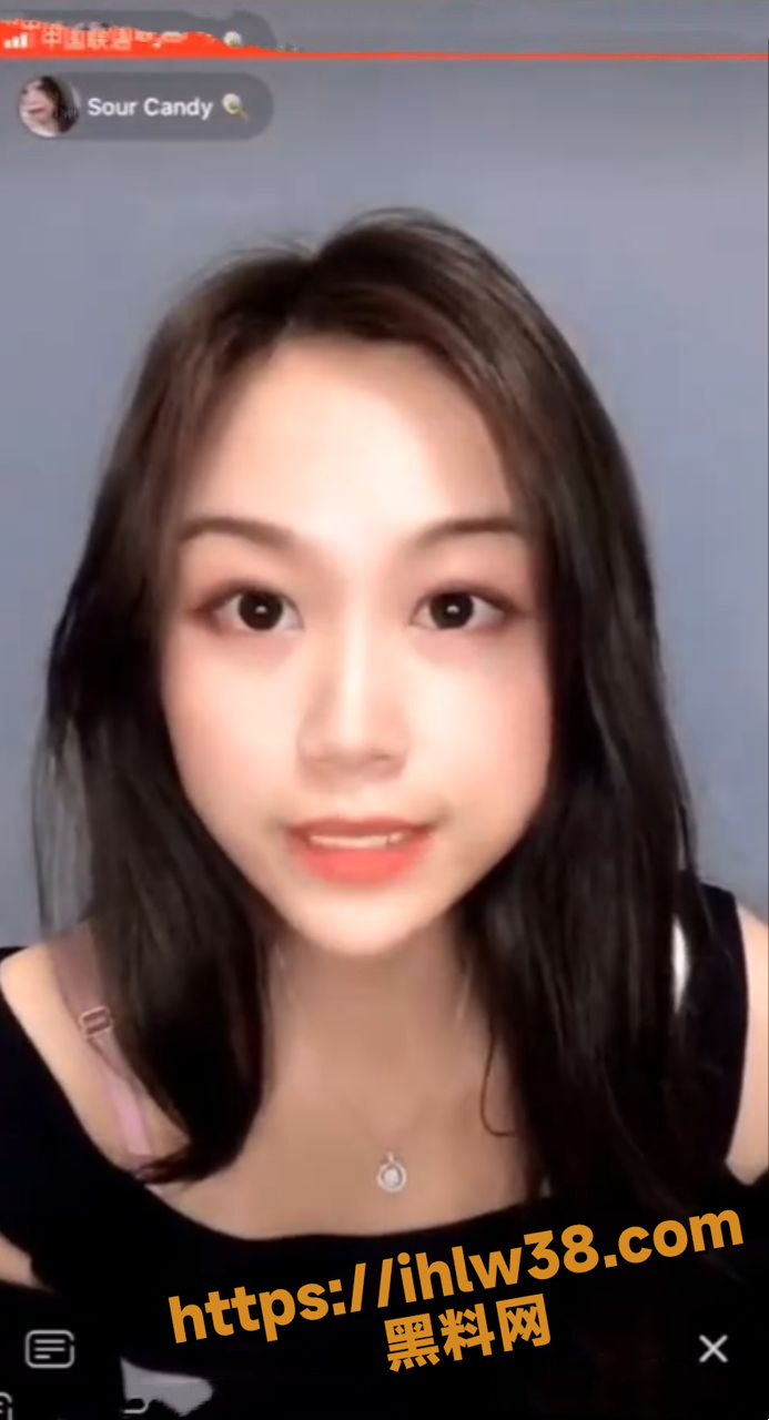 693X1280