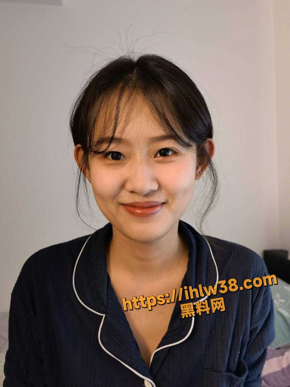 960X1280
