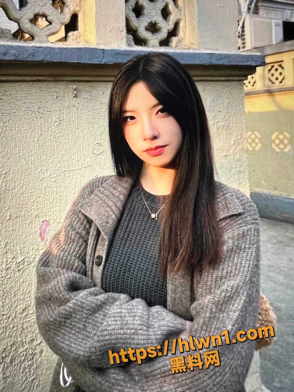 960X1280