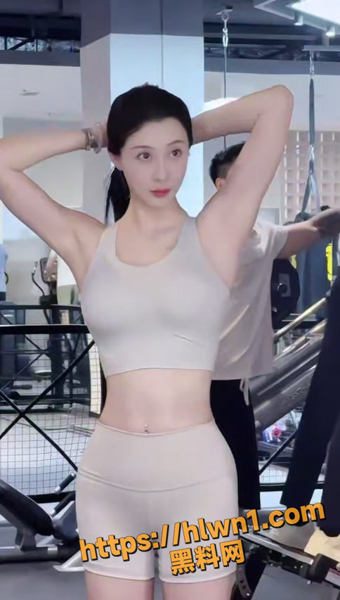 484X853