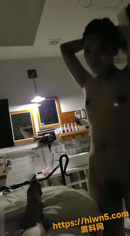 442X800