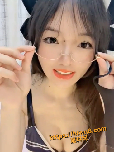366X488