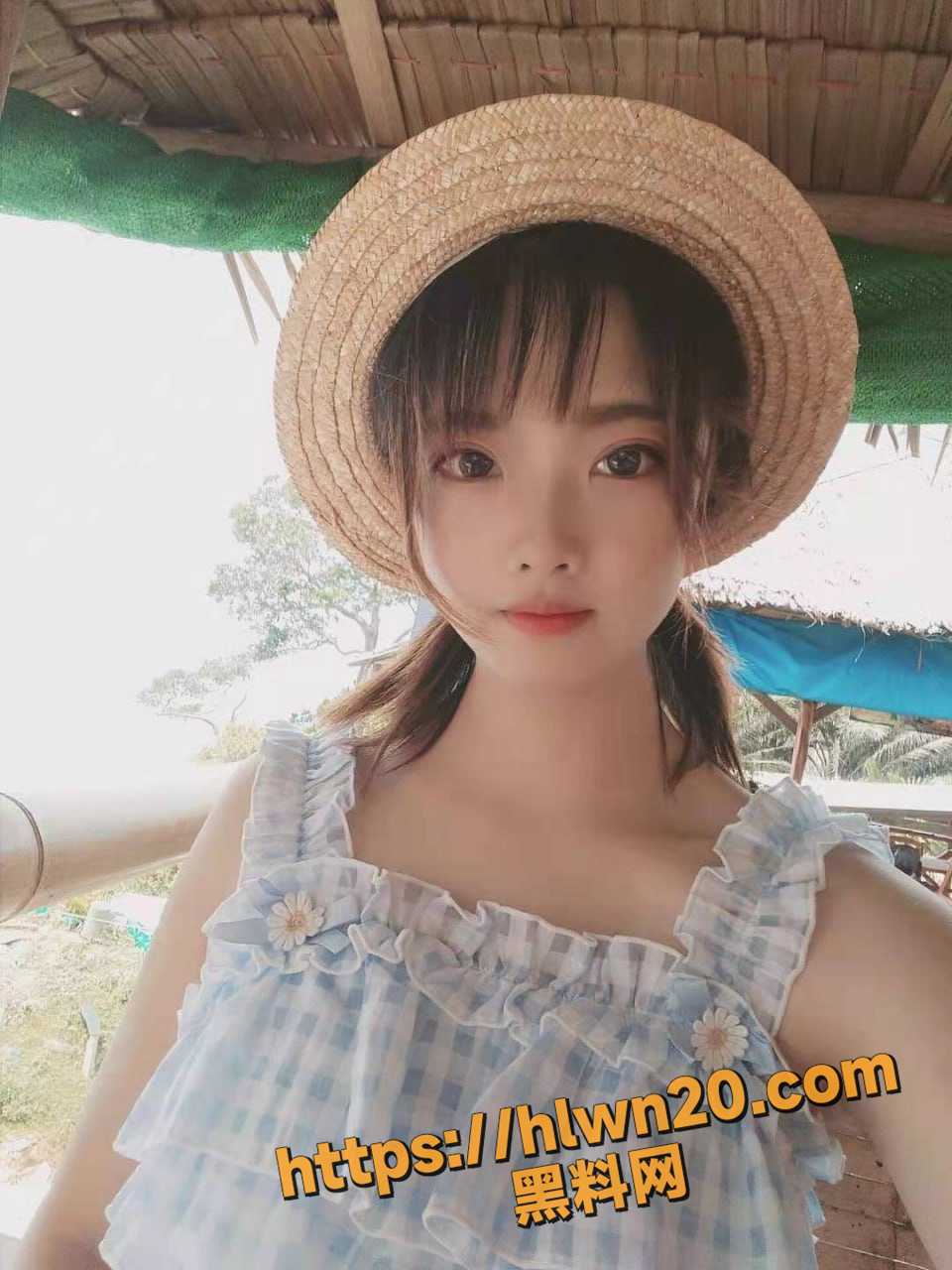 960X1280