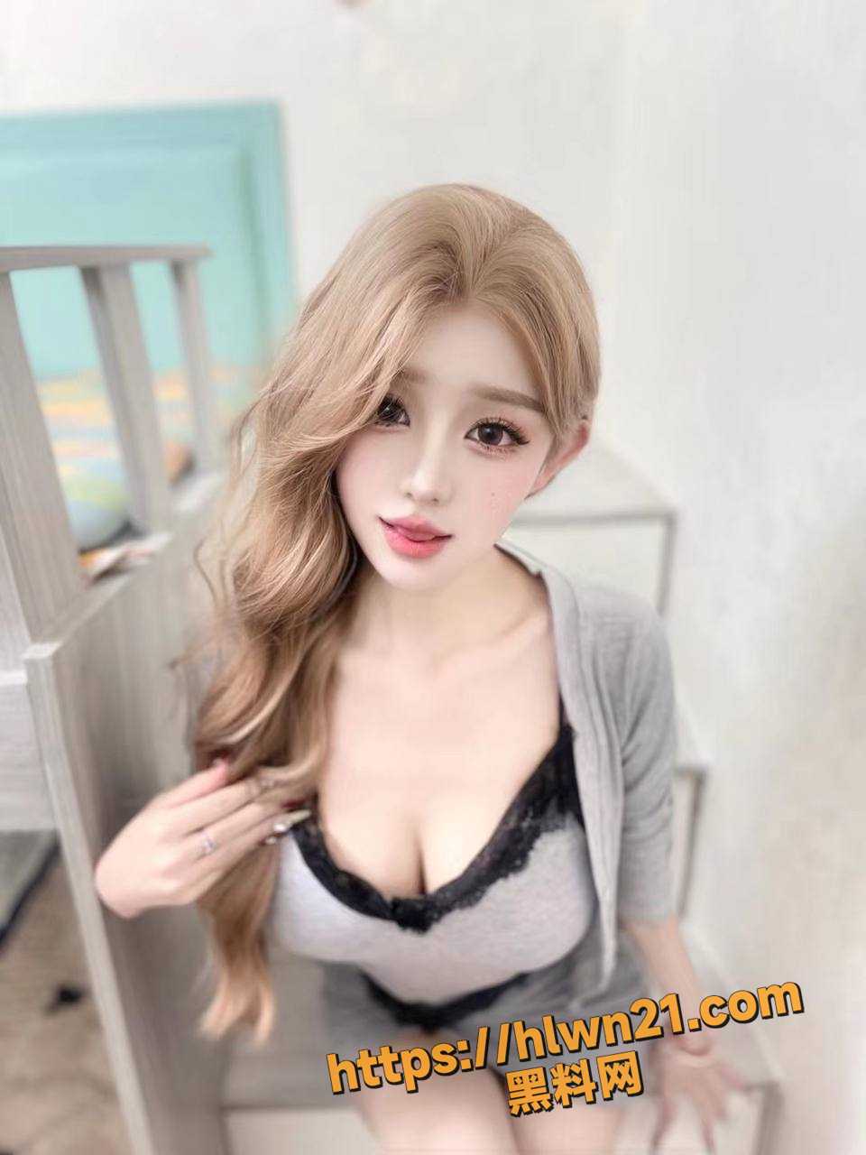 960X1280