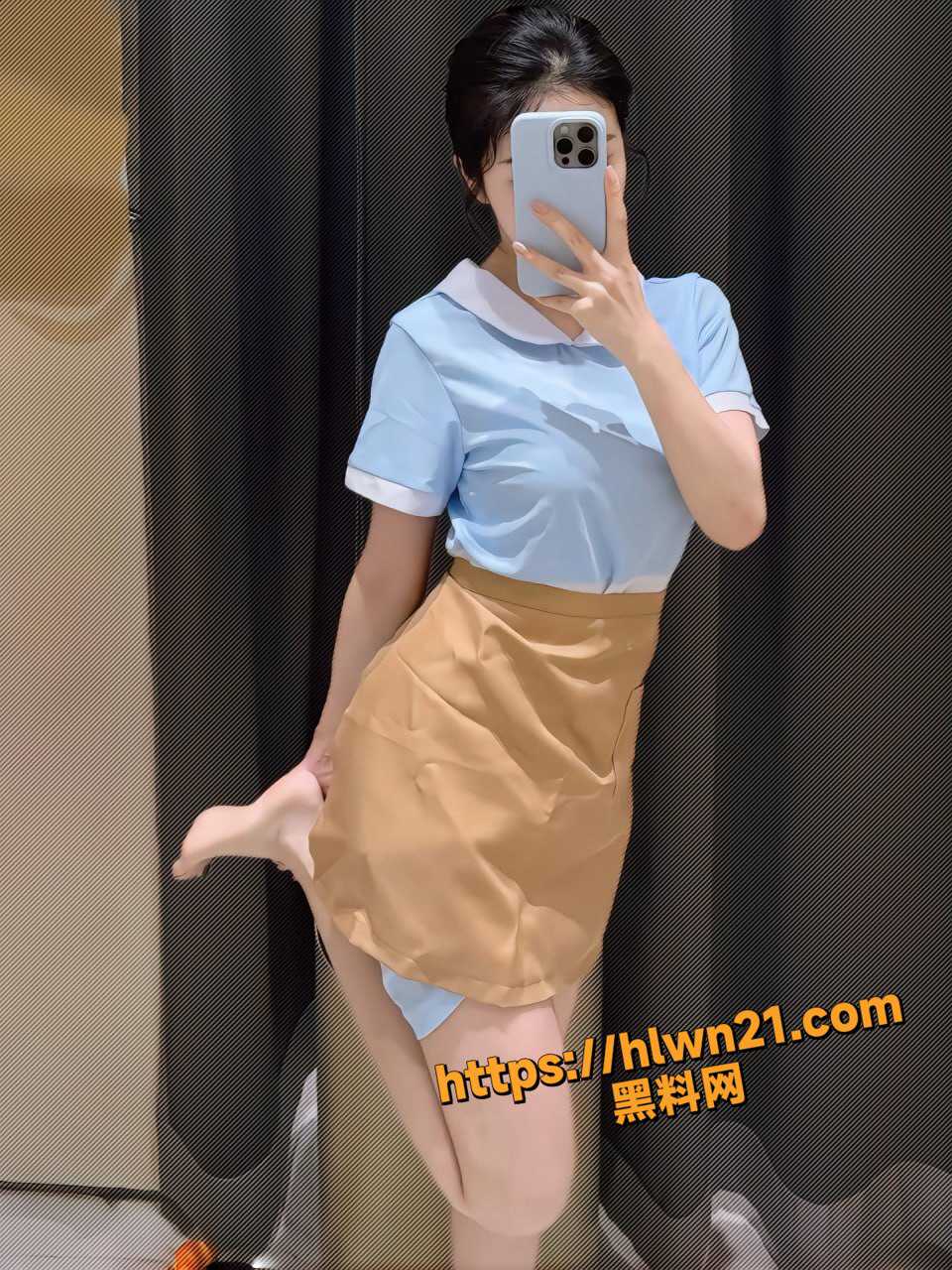 960X1280