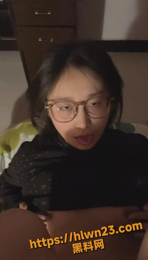 516X907