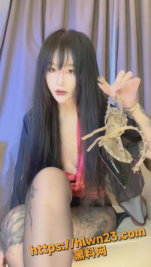 516X907