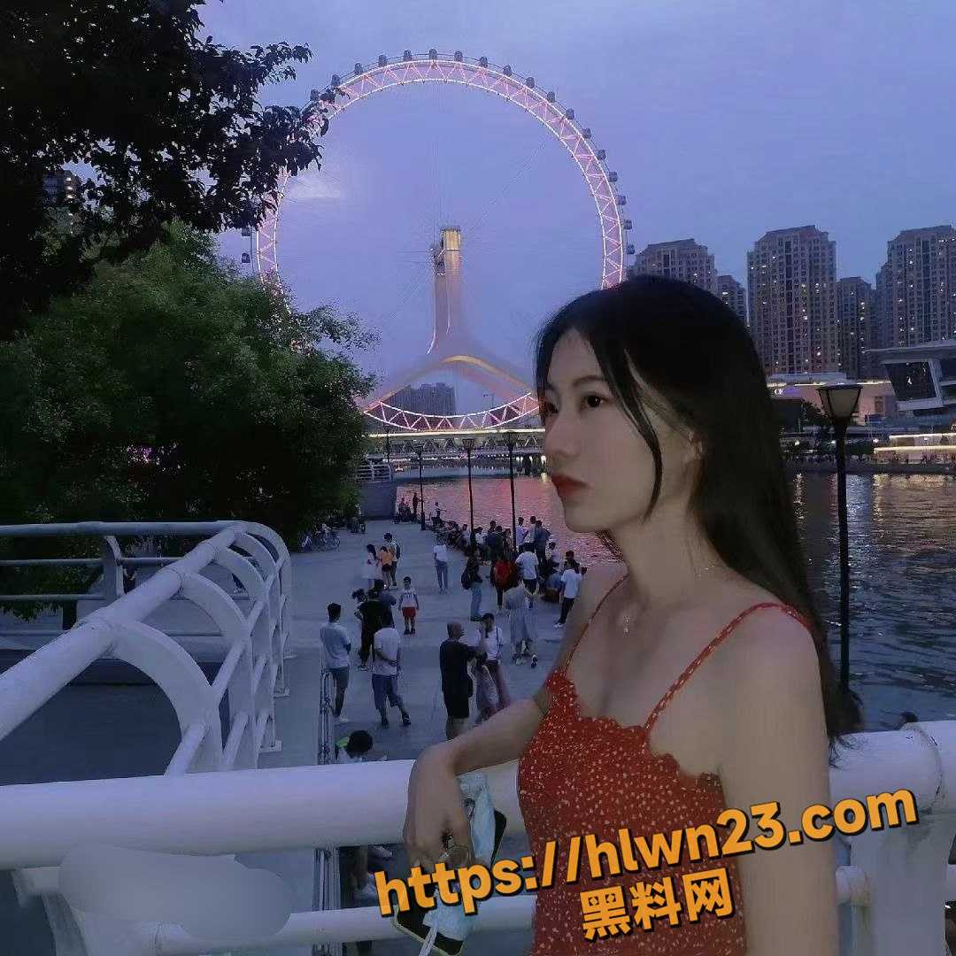 1080X1080