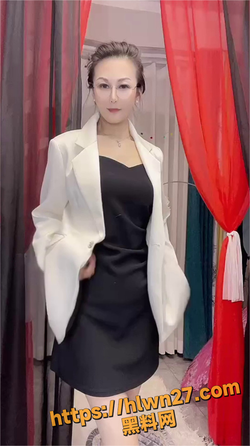 489X871