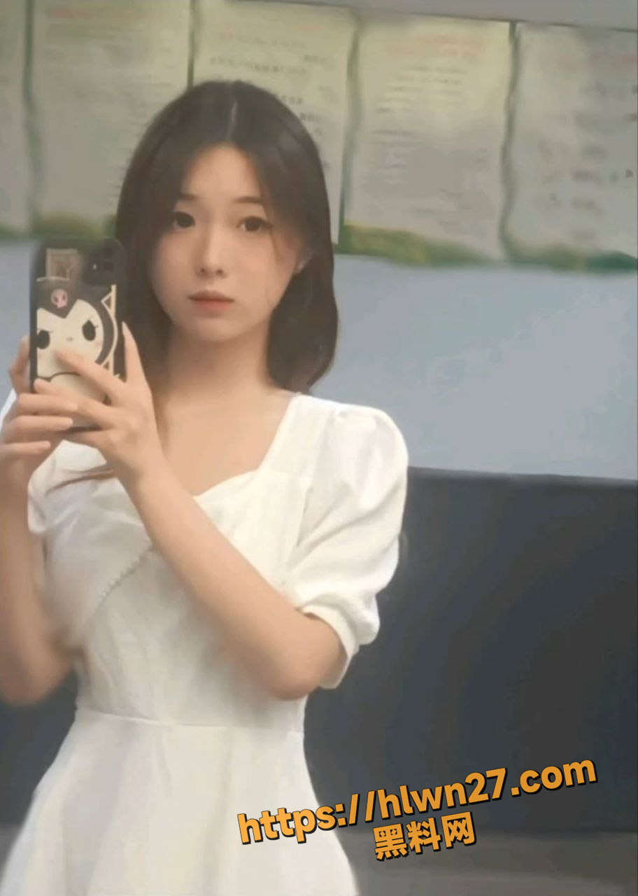 912X1280