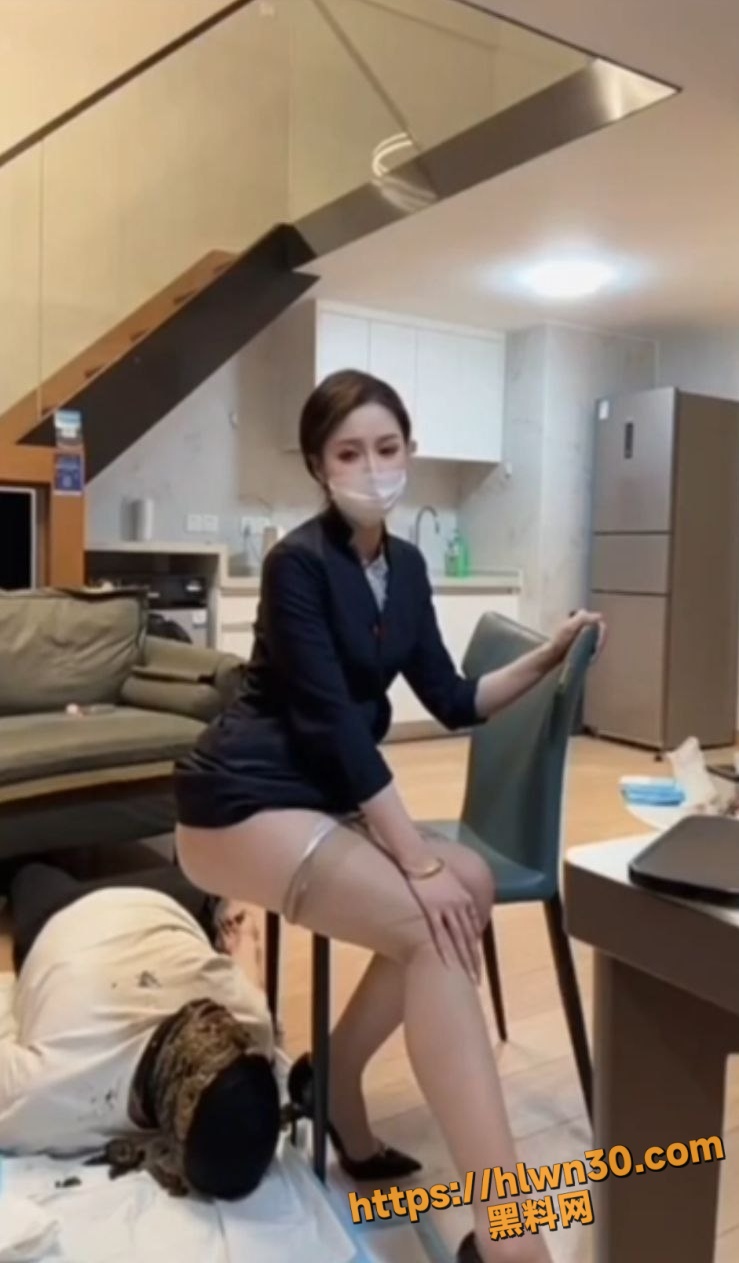 739X1263