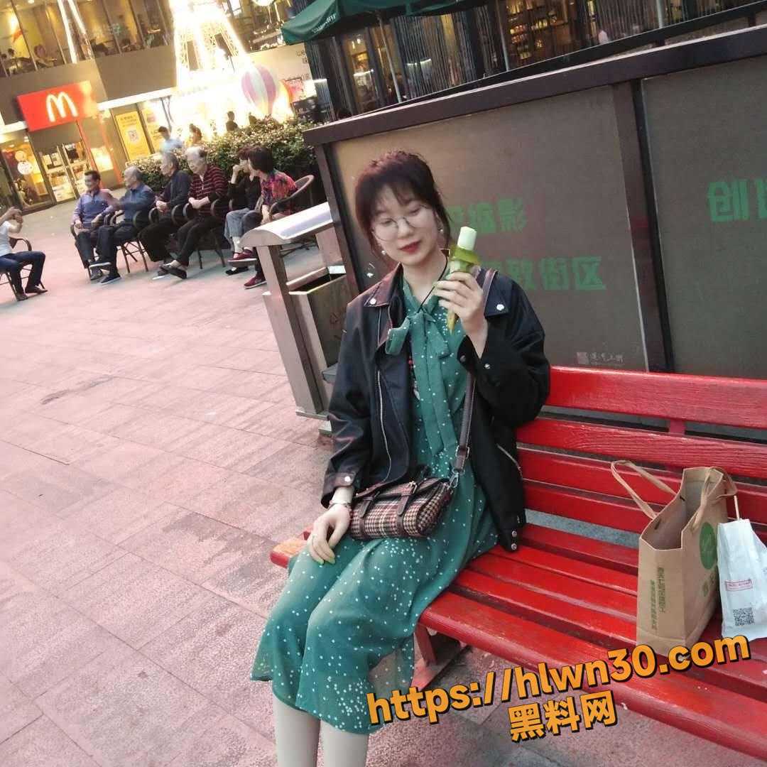 1080X1080