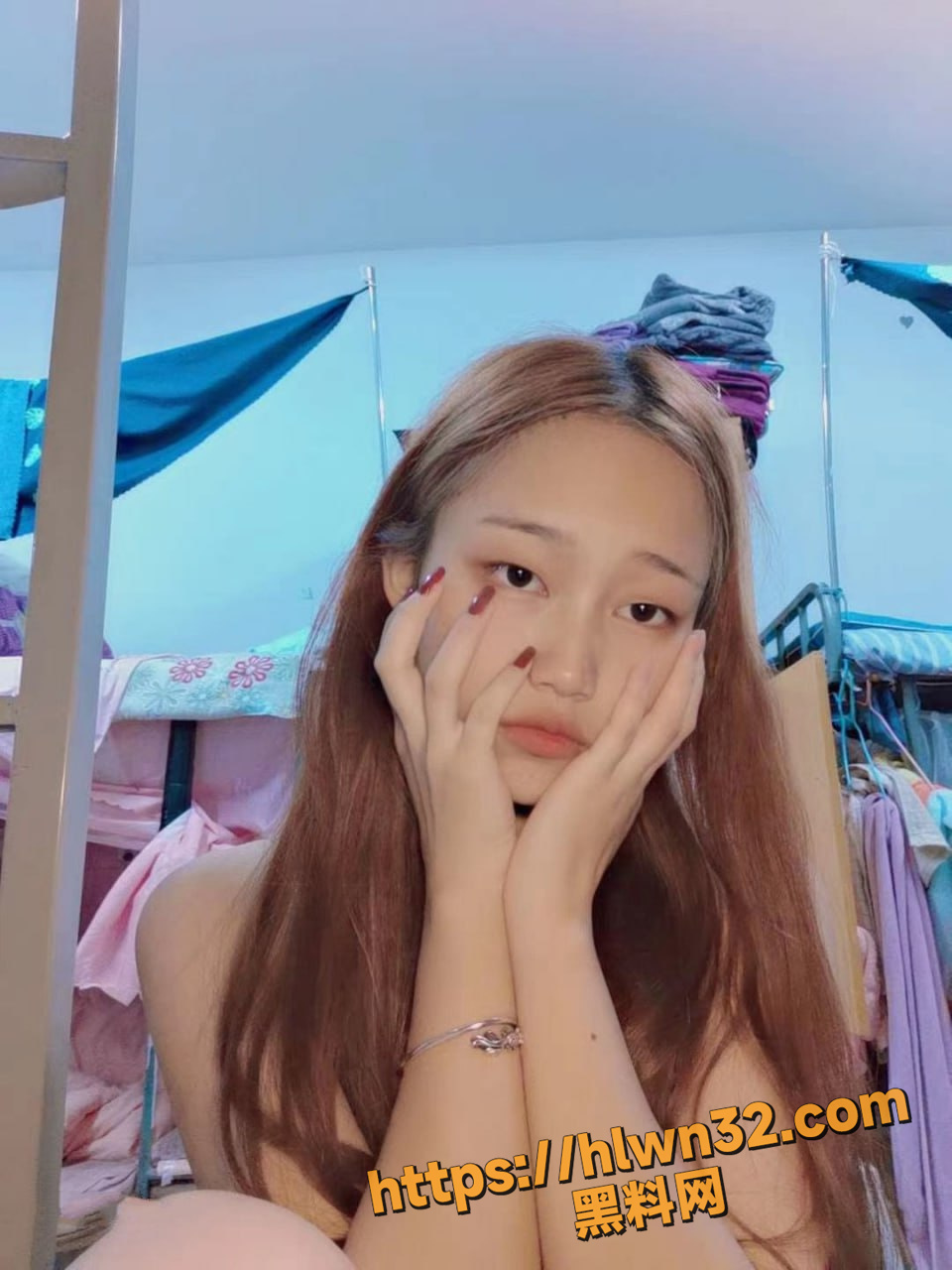 960X1280