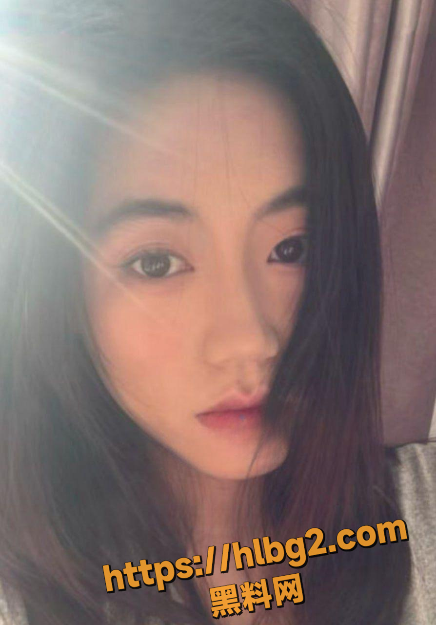 894X1280