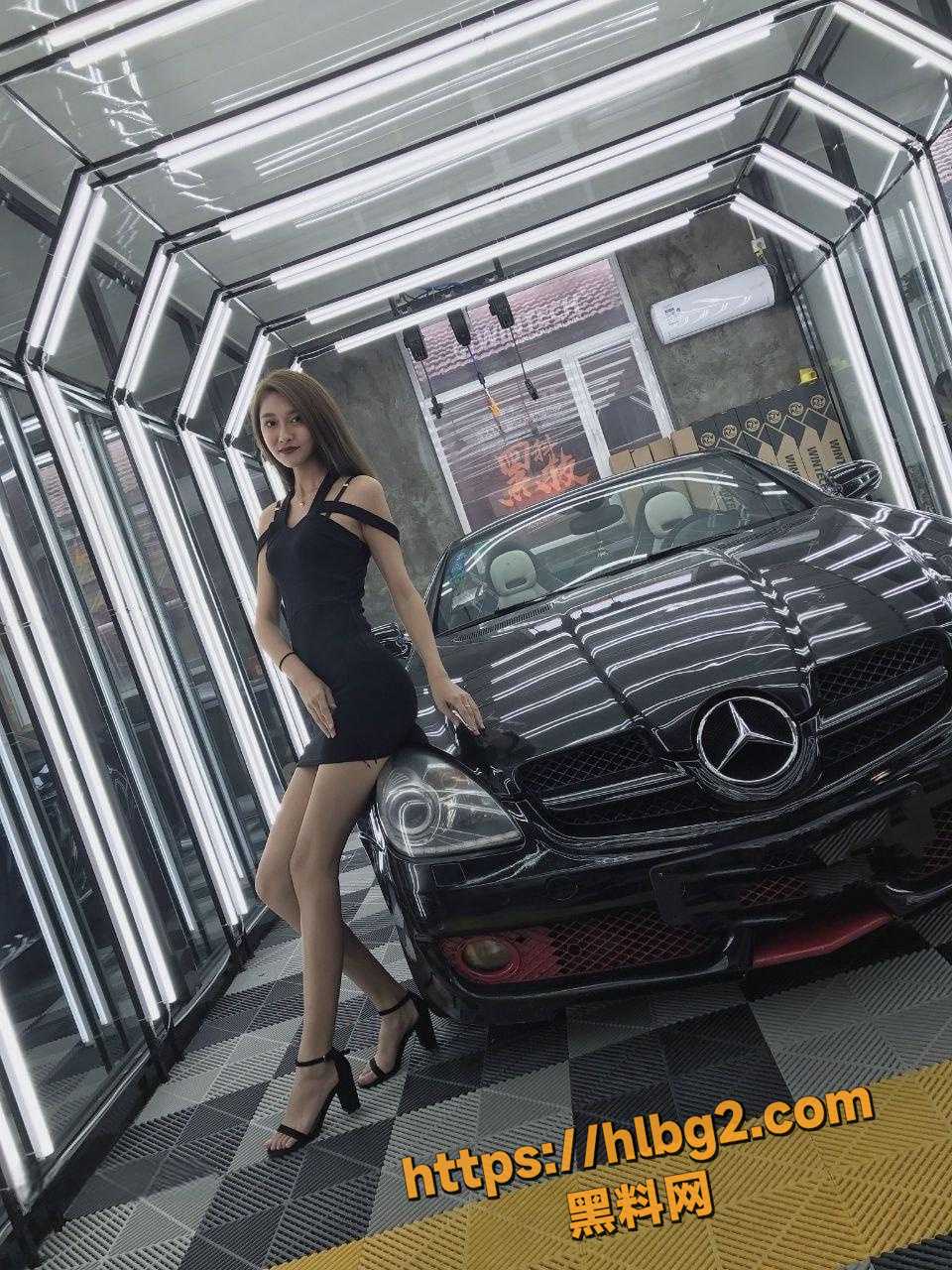 960X1280