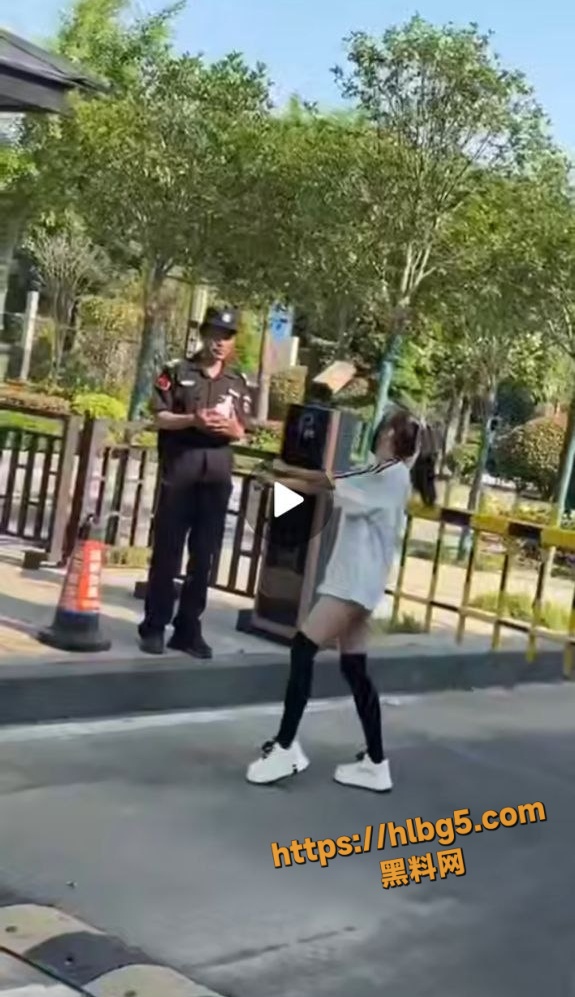 575X997