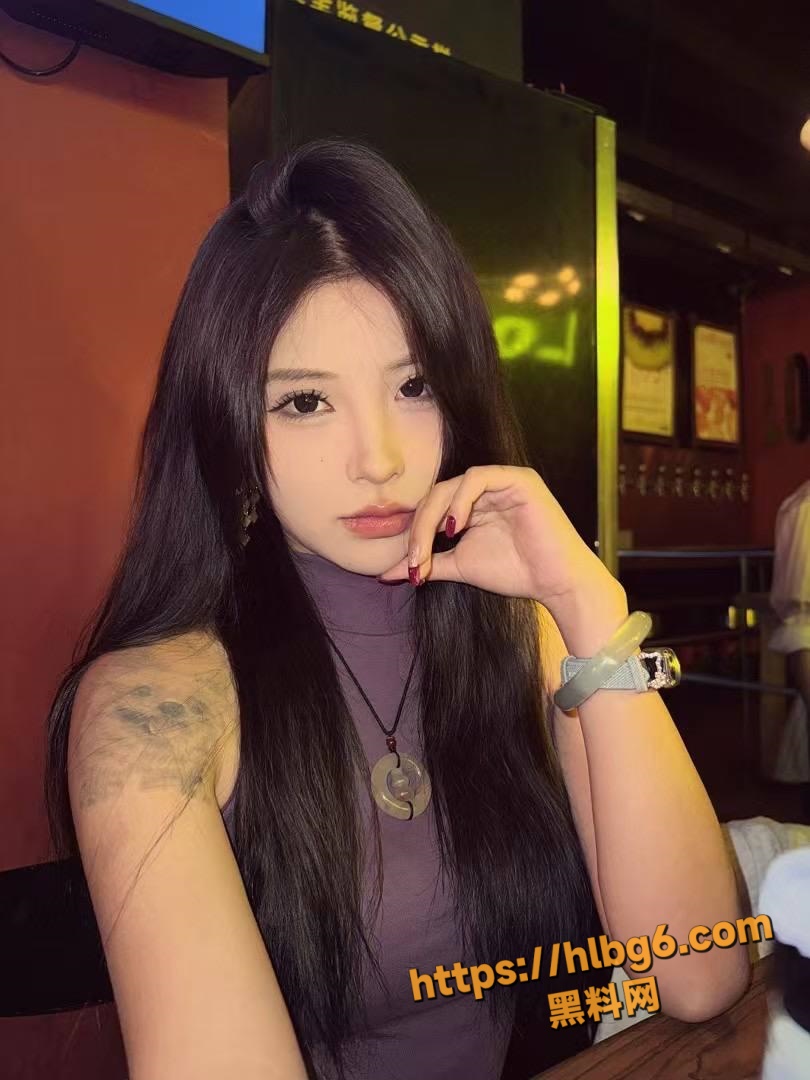 810X1080