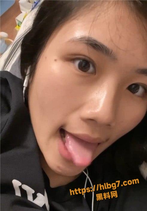 491X702