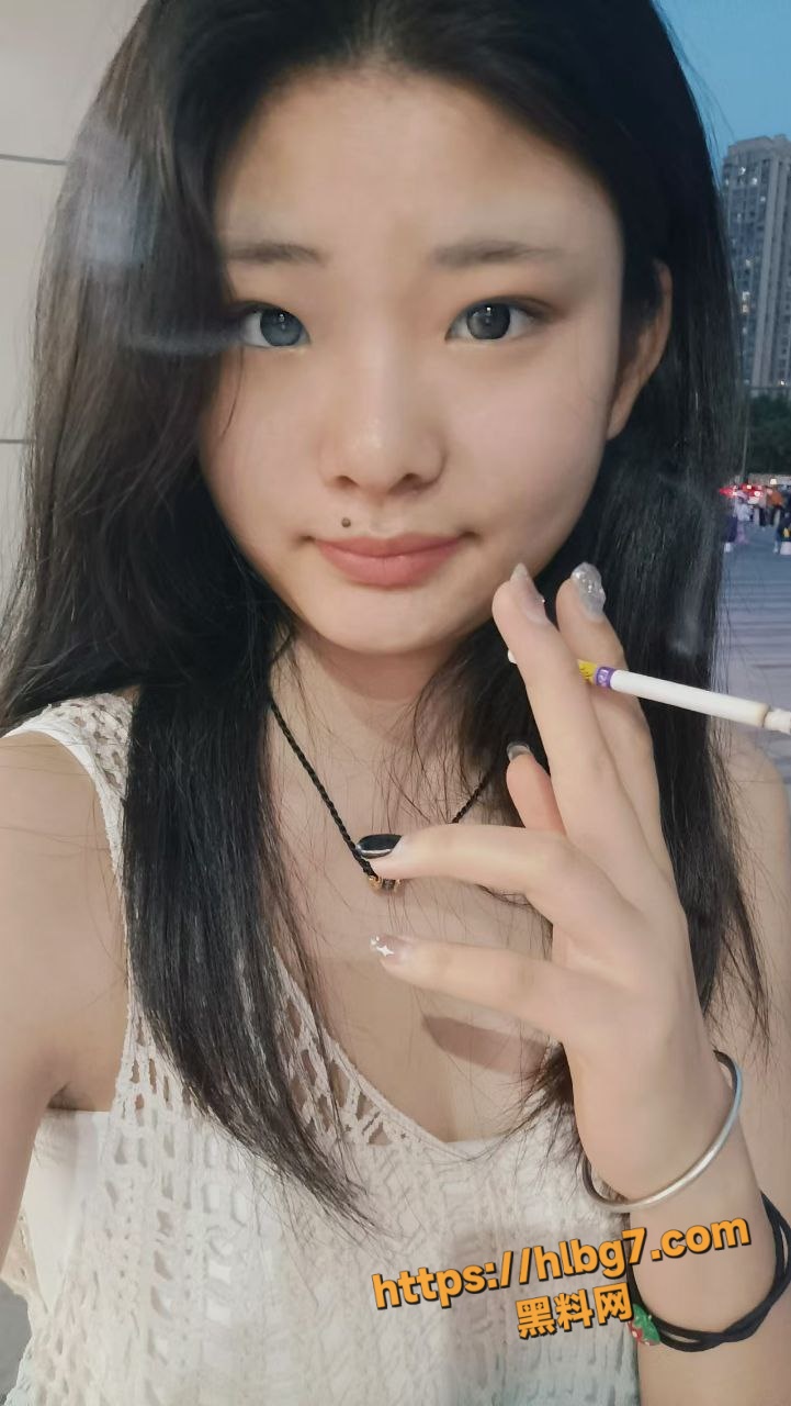 721X1280