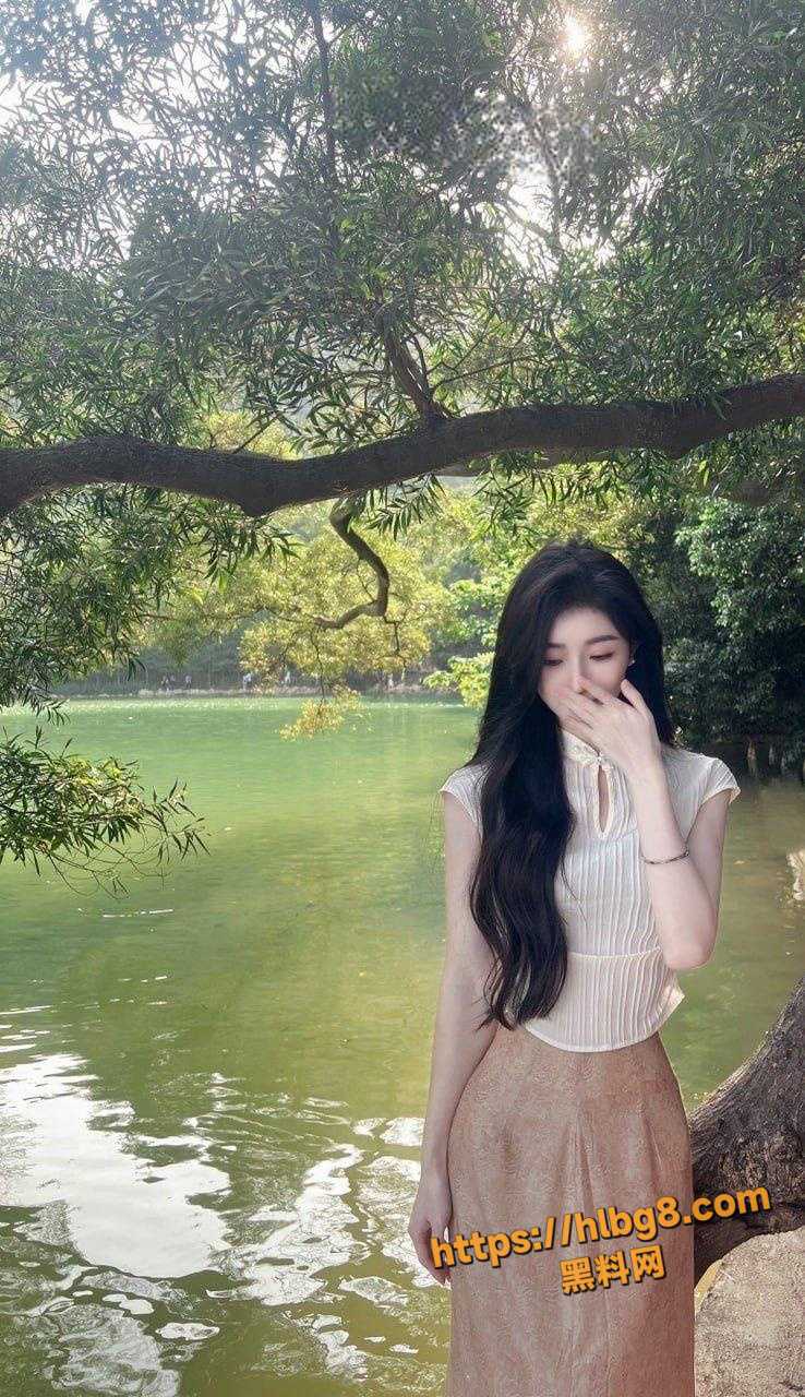 738X1280