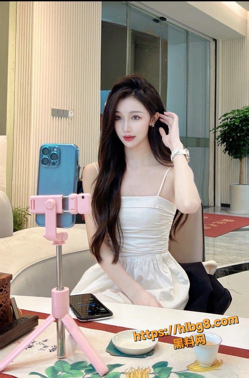 844X1280