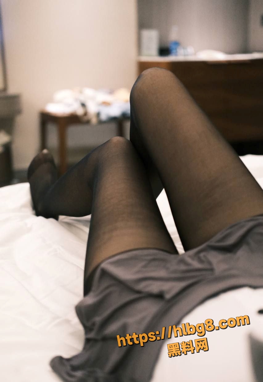 853X1240