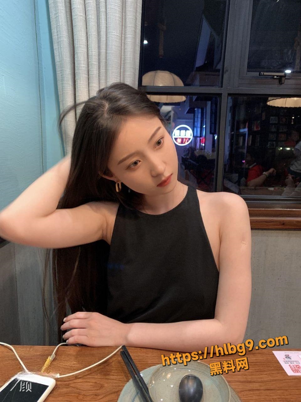 960X1280