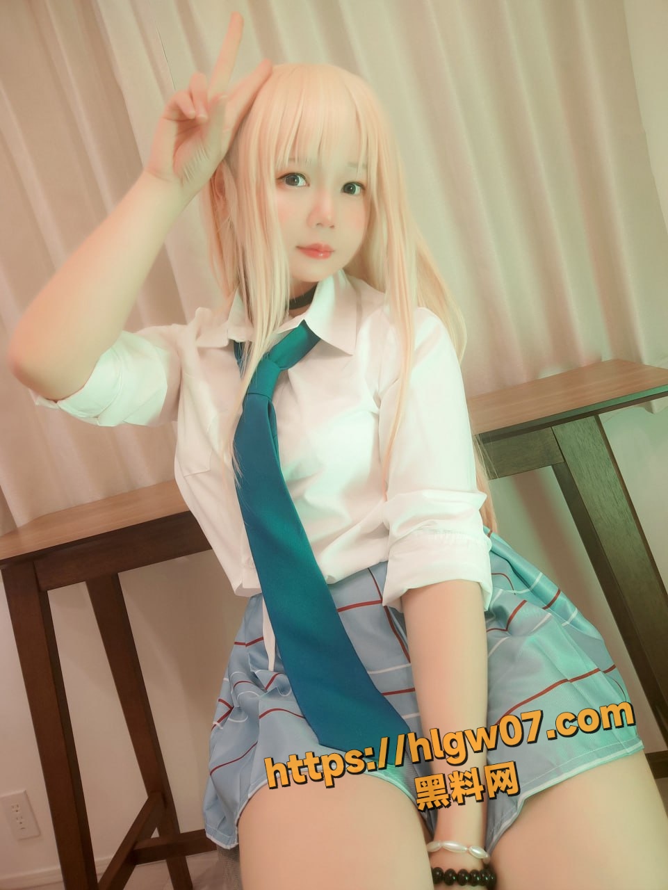 961X1280