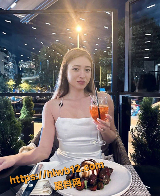 QQ20251202133421